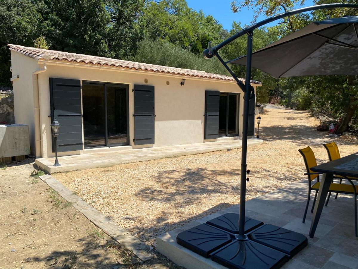 Appartement De Charme Avec Jaccusi Vezenobres Exterior photo